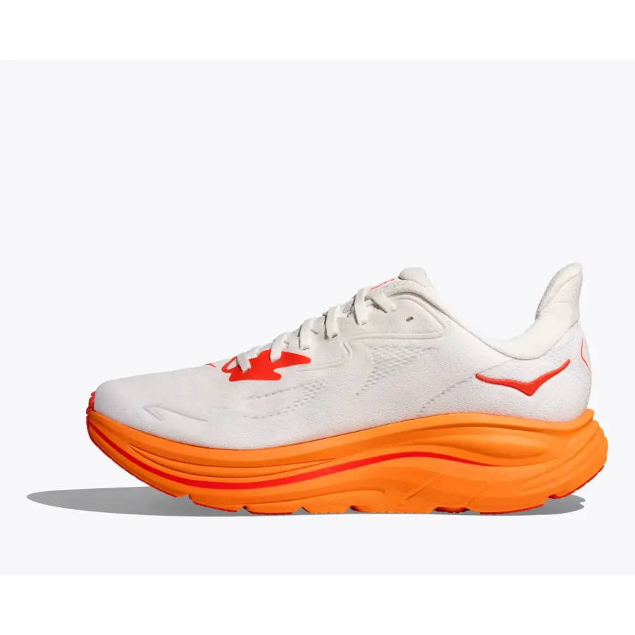 HOKA Clifton 10 M