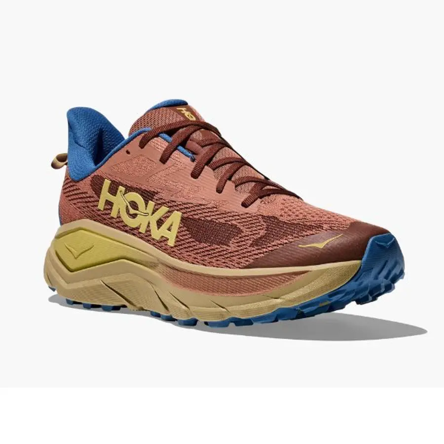 HOKA Challenger 8 M