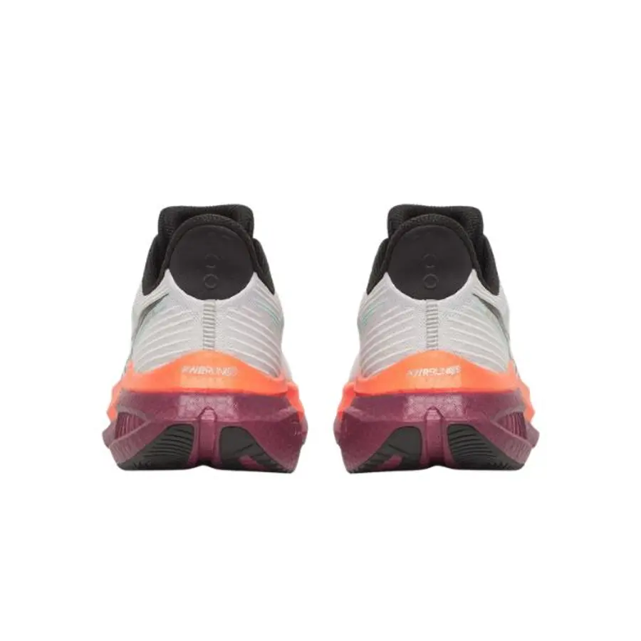 SAUCONY Endorphin Speed 5 M