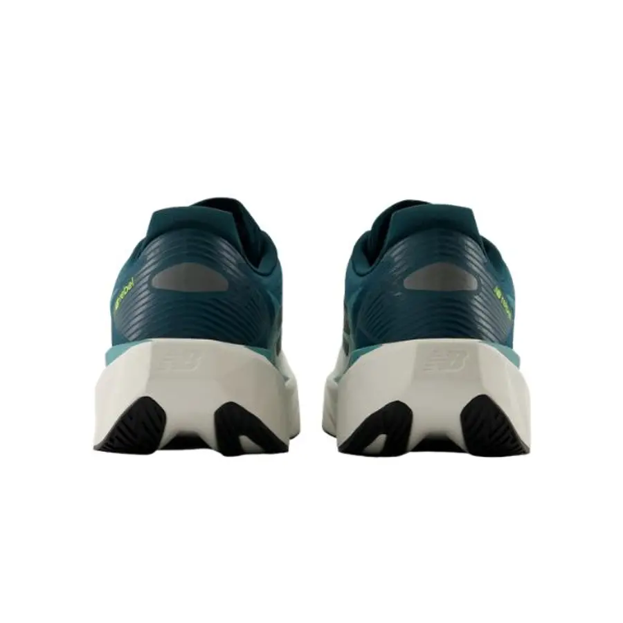 NEW BALANCE FuelCell Rebel v5 M